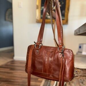 Spikes & Sparrow Brown Leather Medium Shoulder / Crossbody Purse Used